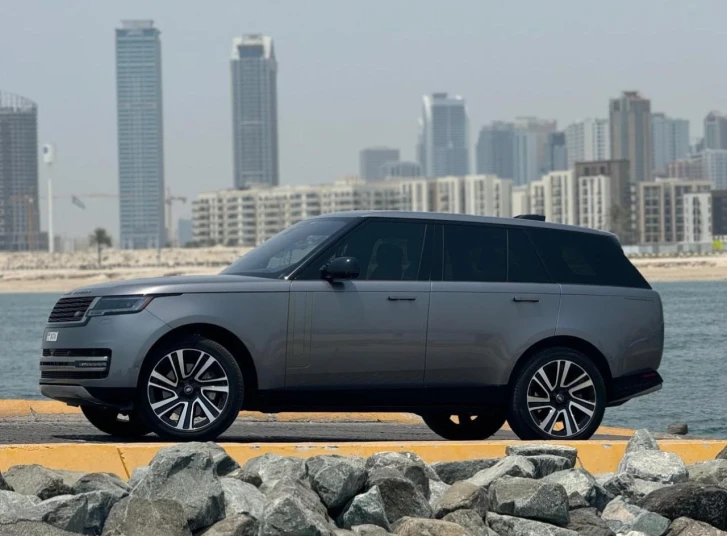 Land Rover Range Rover Vogue RENTAL IN DUBAI - undefined